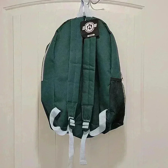 School Hiking Backpack Green NWT - Picture 2 of 4